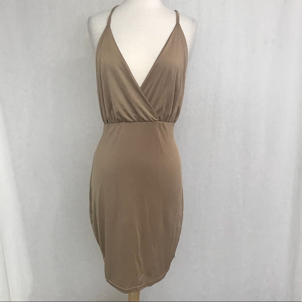 ✨SALE✨Deep V-neck Backless Dress - Picture 4 of 5
